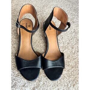 Susina Black Wedge Heels - Women's Size 8